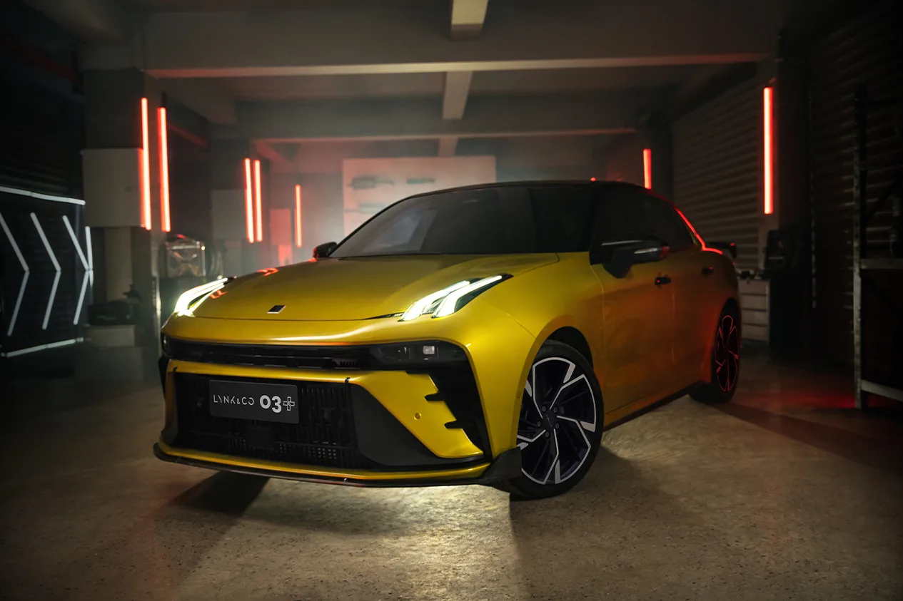 Lynk & Co 03plus
